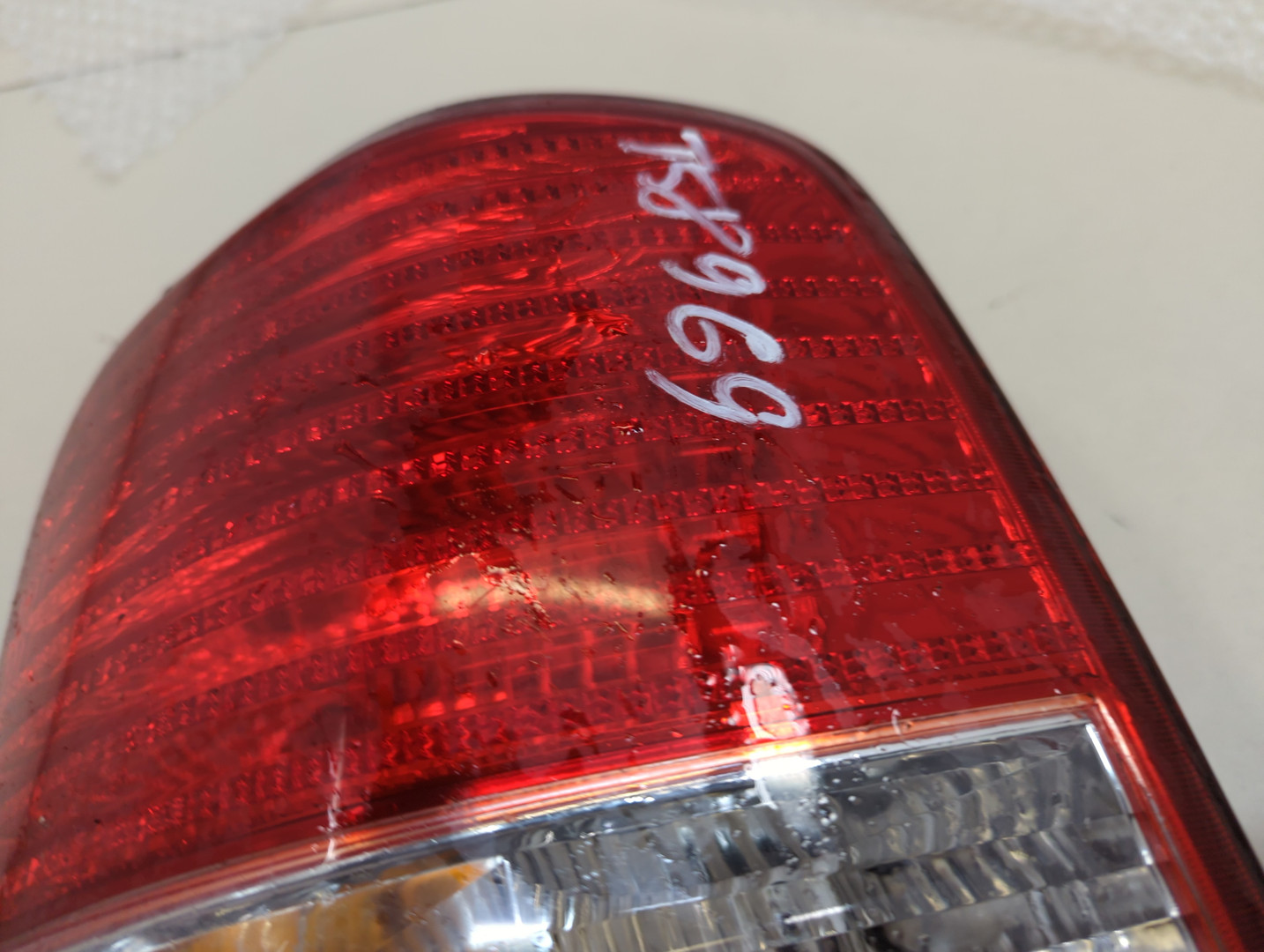 Фонарь задний левый