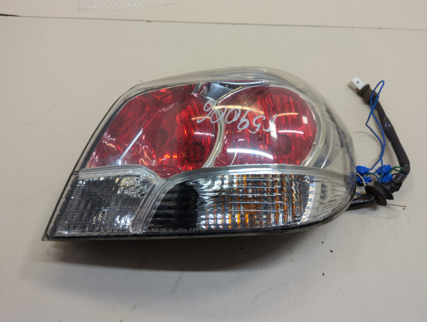 Фонарь задний правый