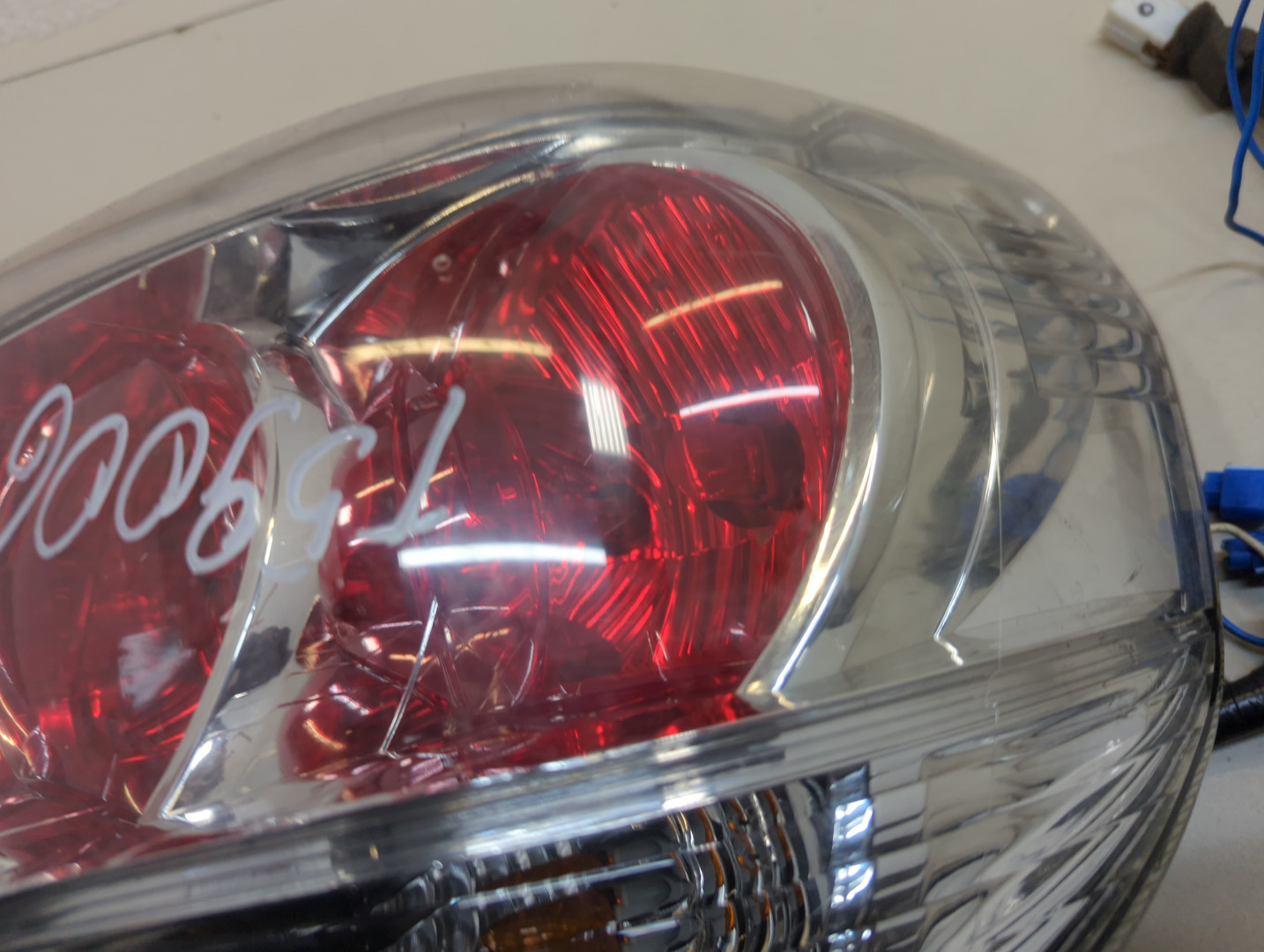 Фонарь задний правый