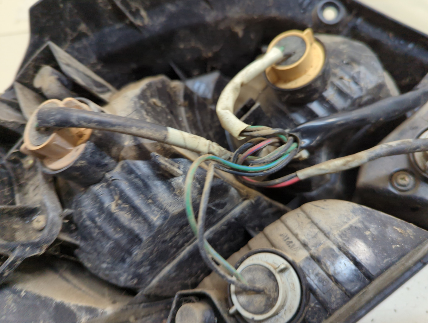 Фонарь задний правый