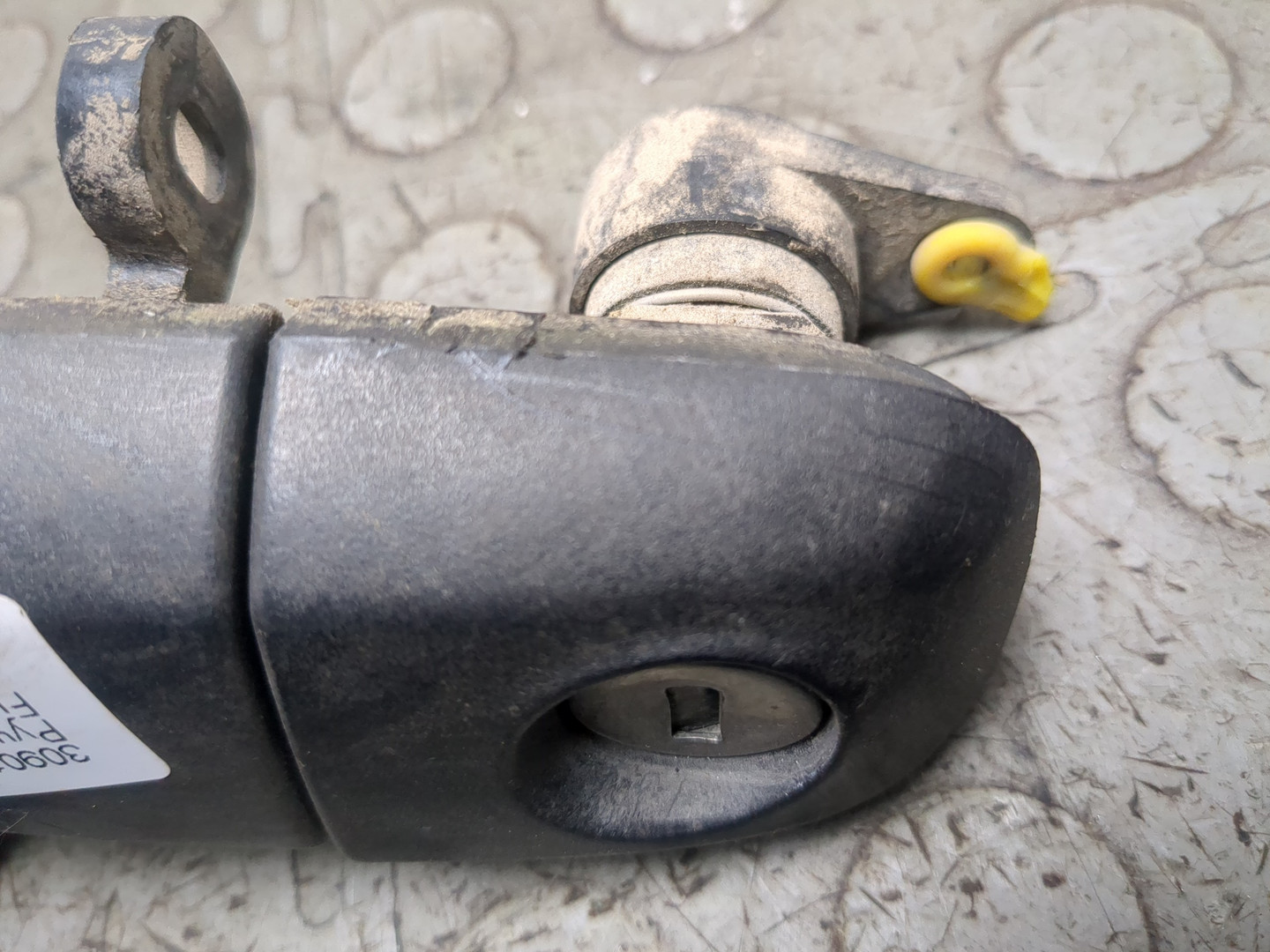 Ручка двери наружная