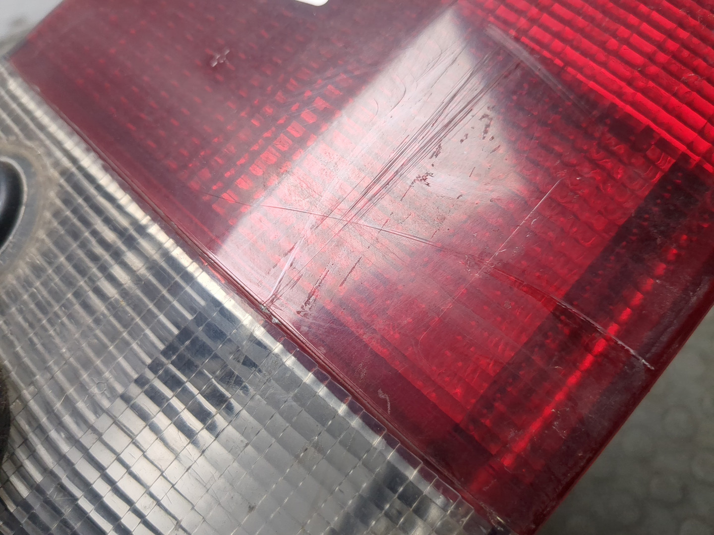 Фонарь задний внутренний правый