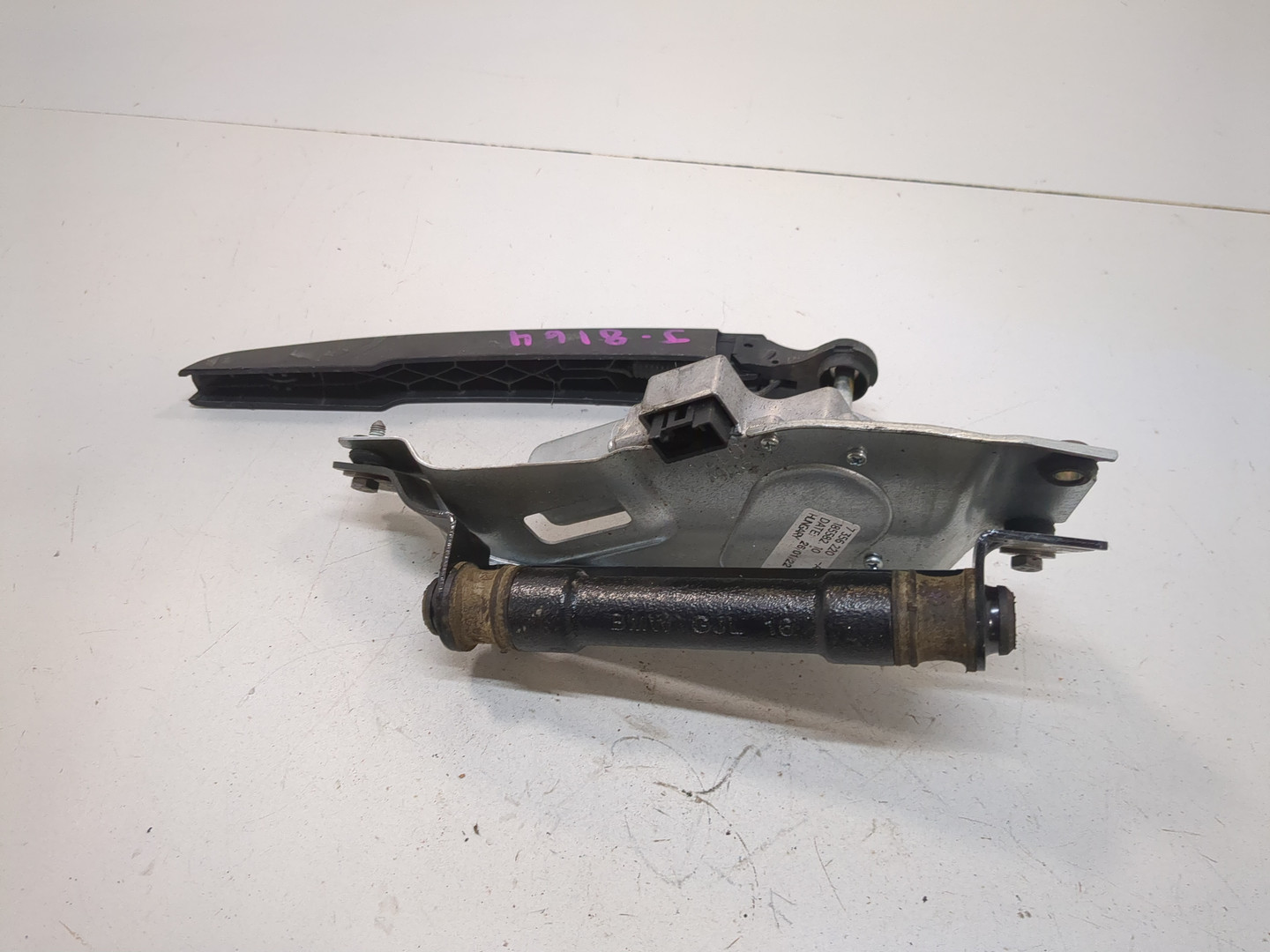 Моторчик стеклоочистителя задний