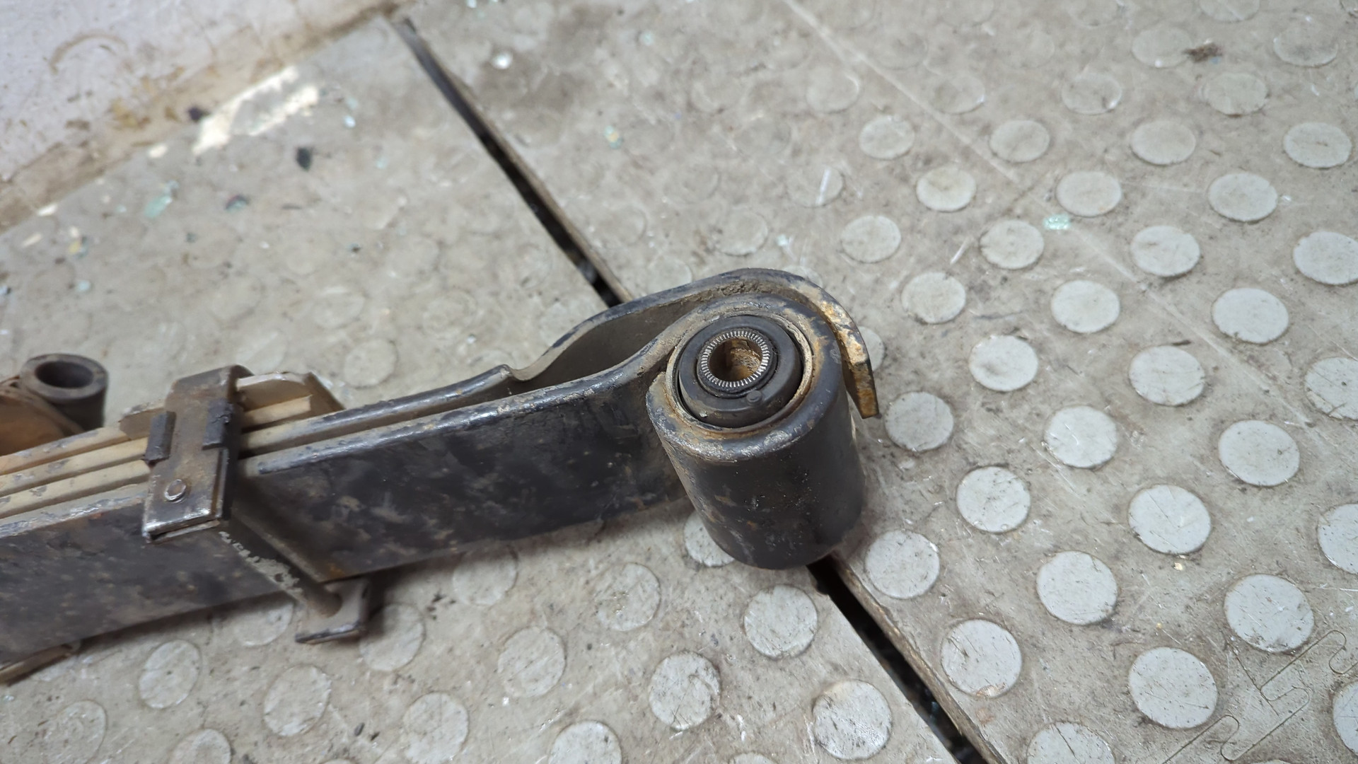 Рессора задняя