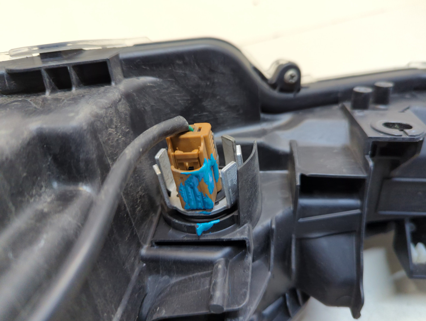 Фара правая