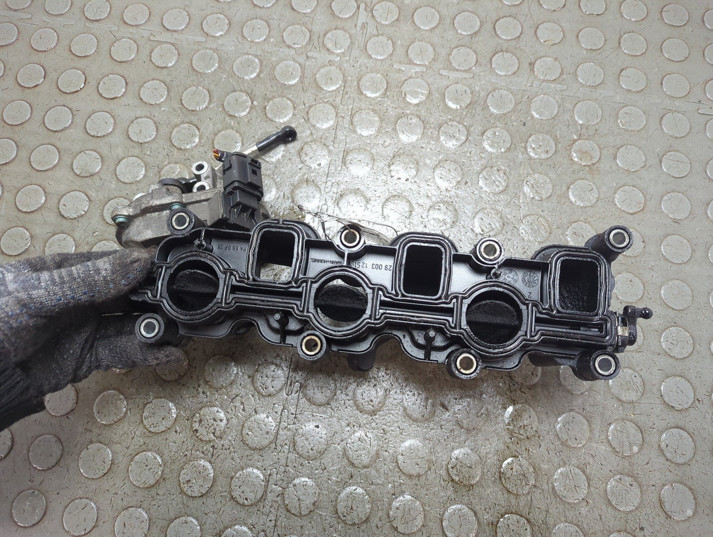 Коллектор впускной