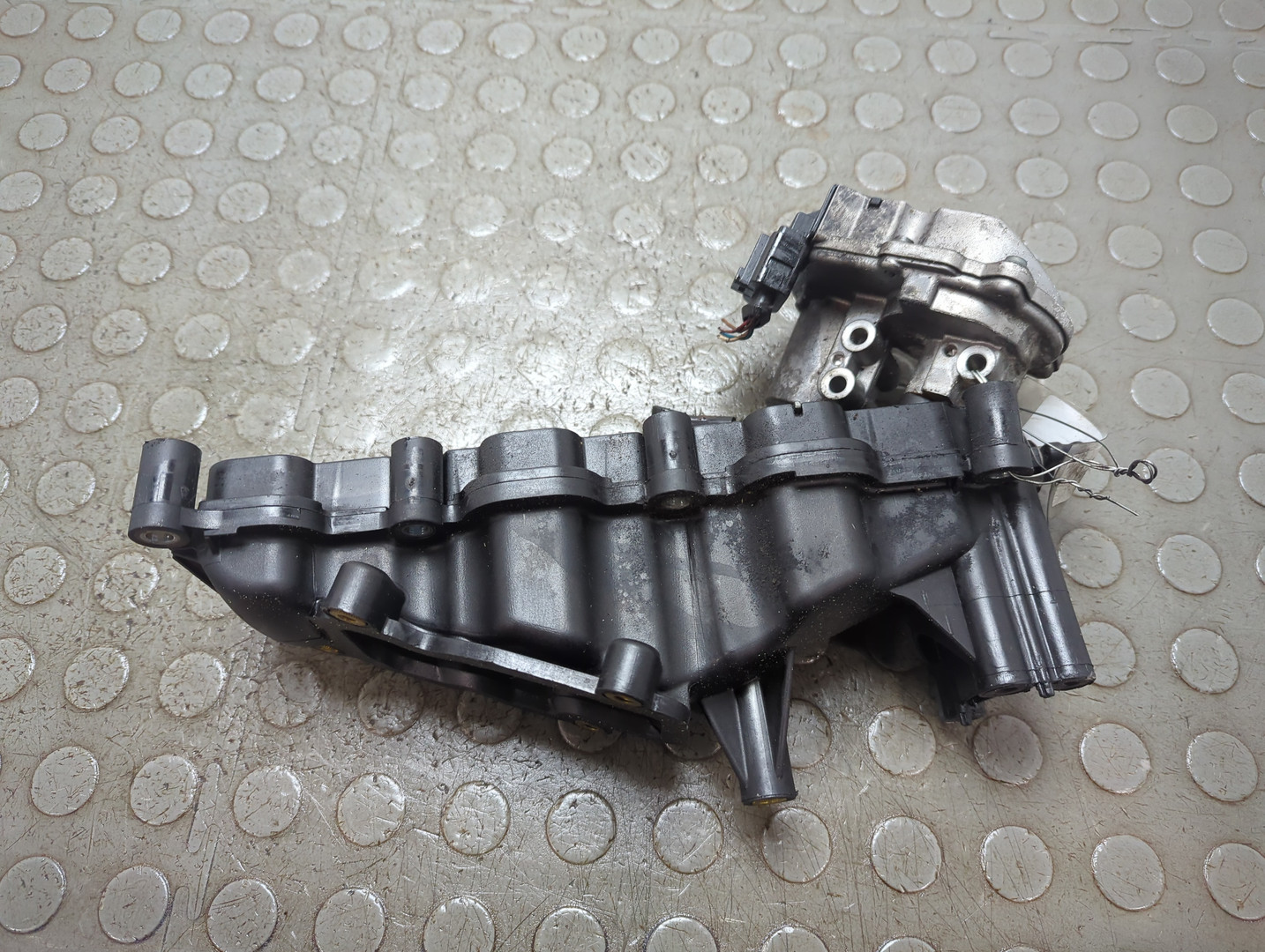 Коллектор впускной