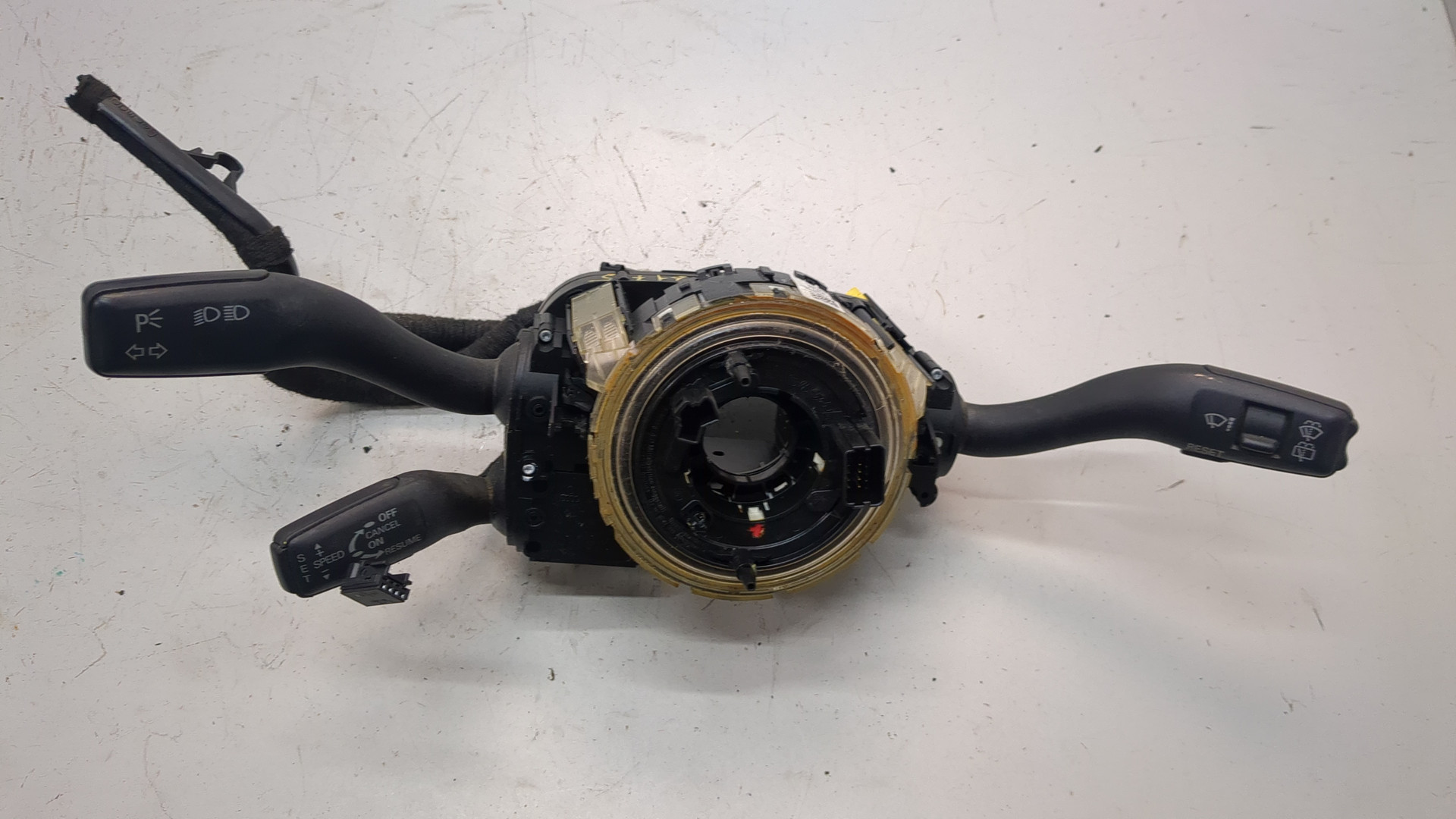 Переключатель подрулевой