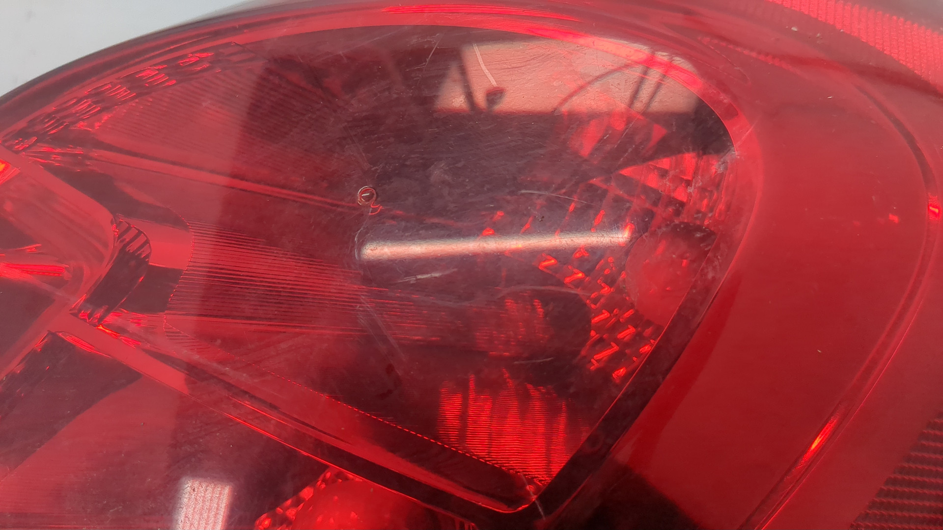 Фонарь задний правый