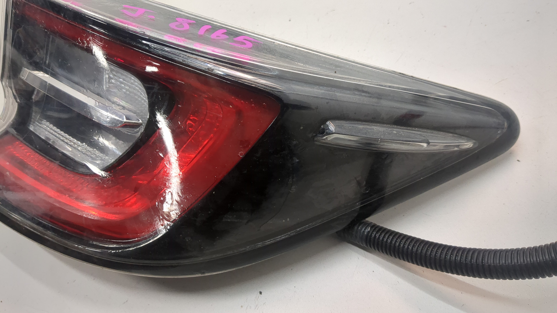 Фонарь задний правый