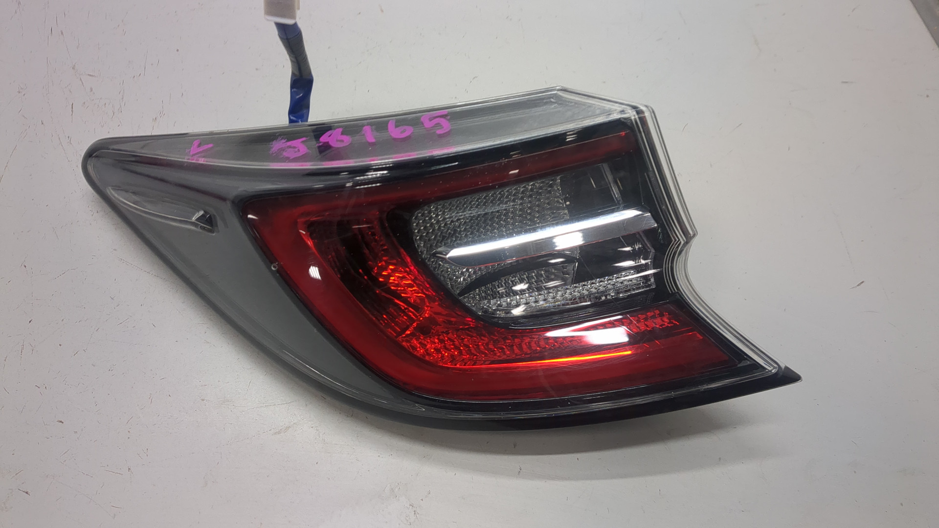 Фонарь задний левый