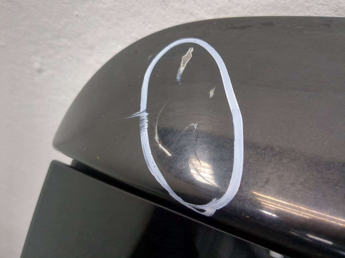 Дверь багажника