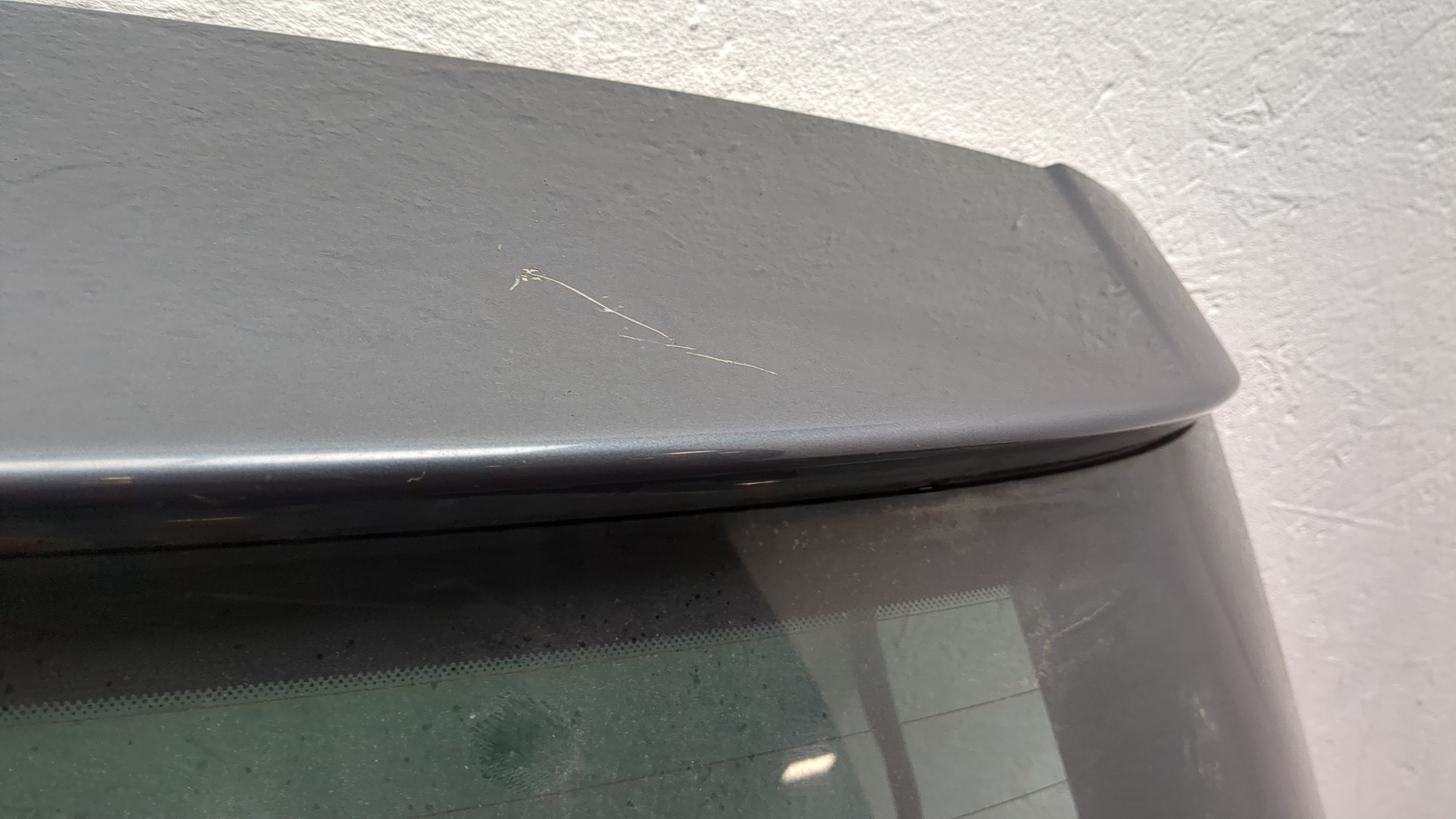 Дверь багажника