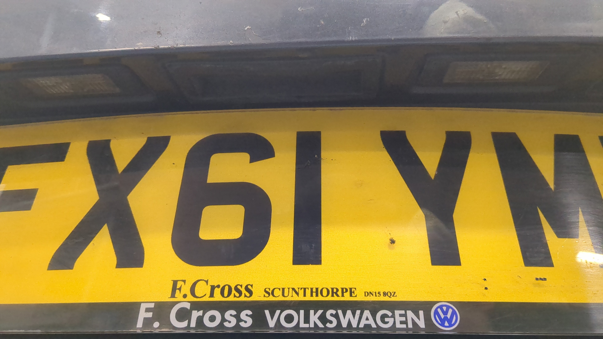 Дверь багажника