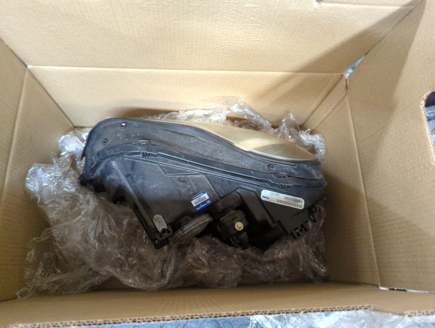 Фара правая