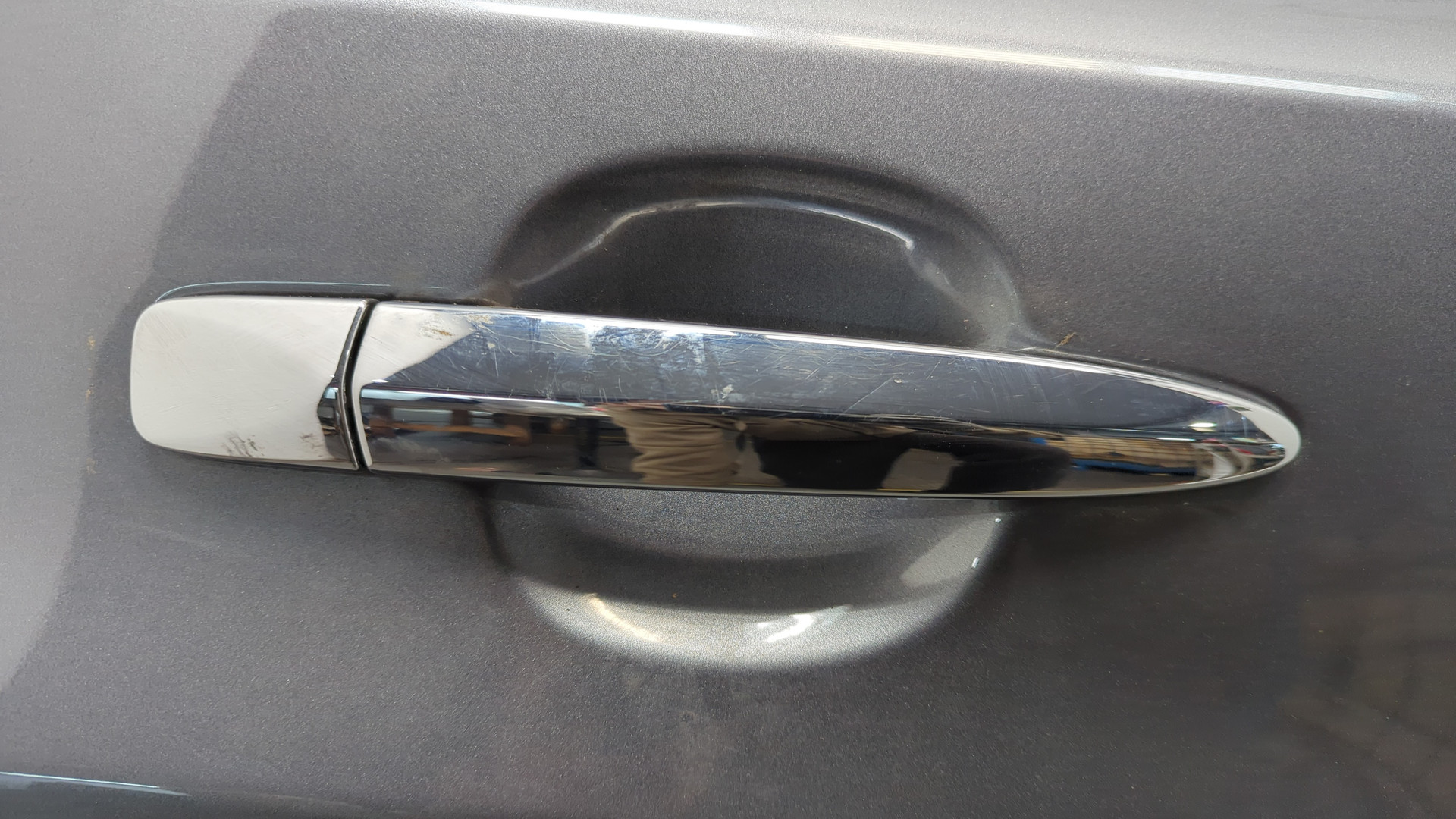 Дверь задняя правая