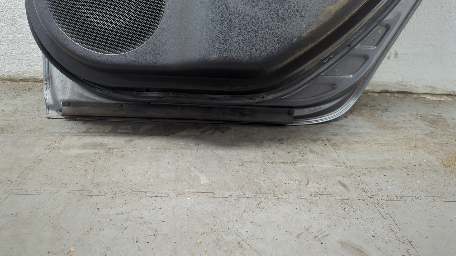 Дверь задняя правая