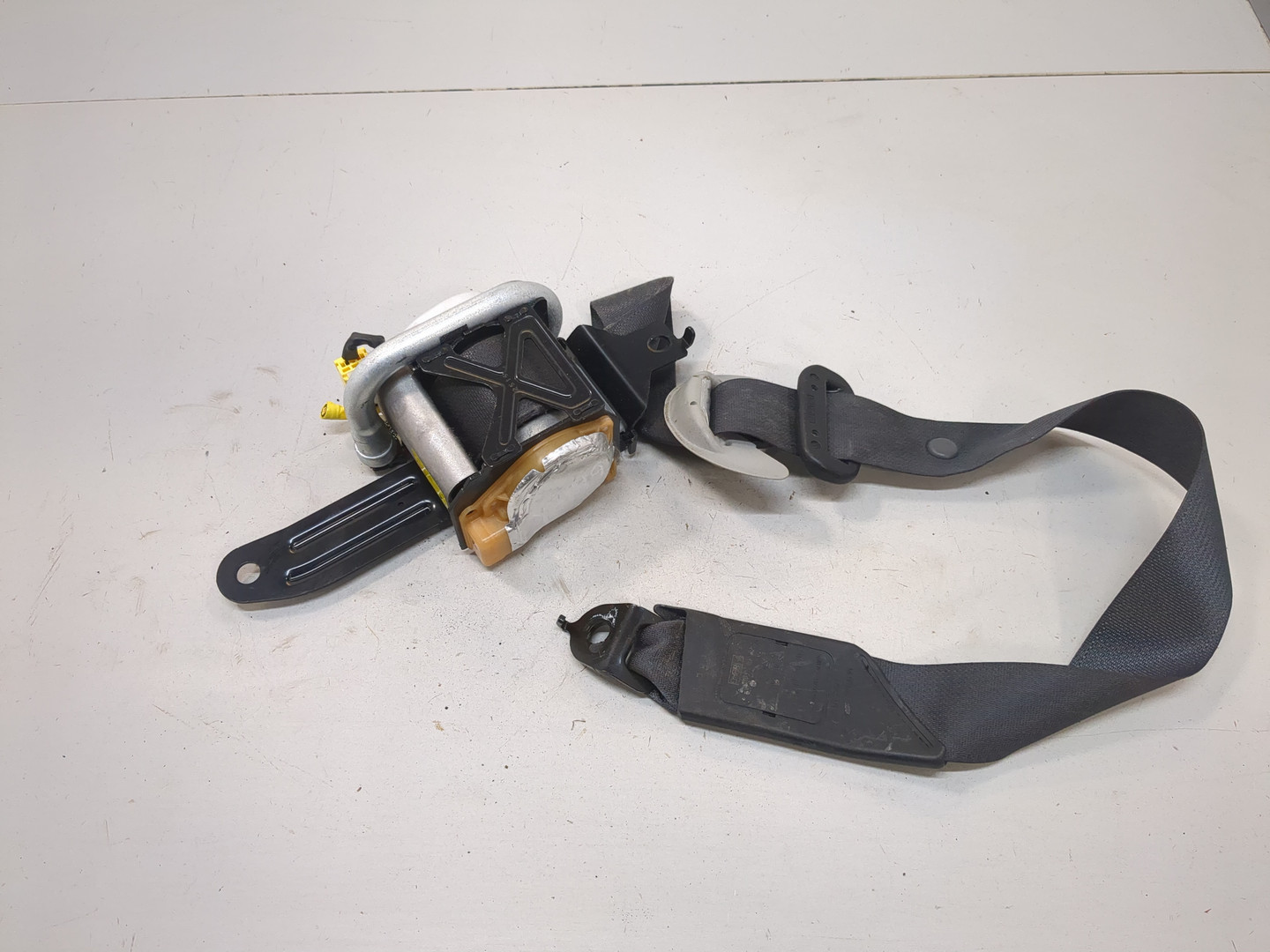 Ремень безопасности