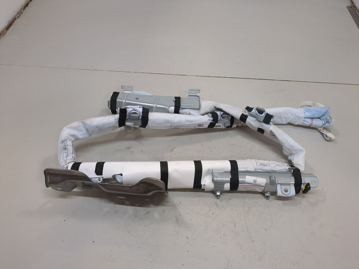 Подушка безопасности боковая (шторка)