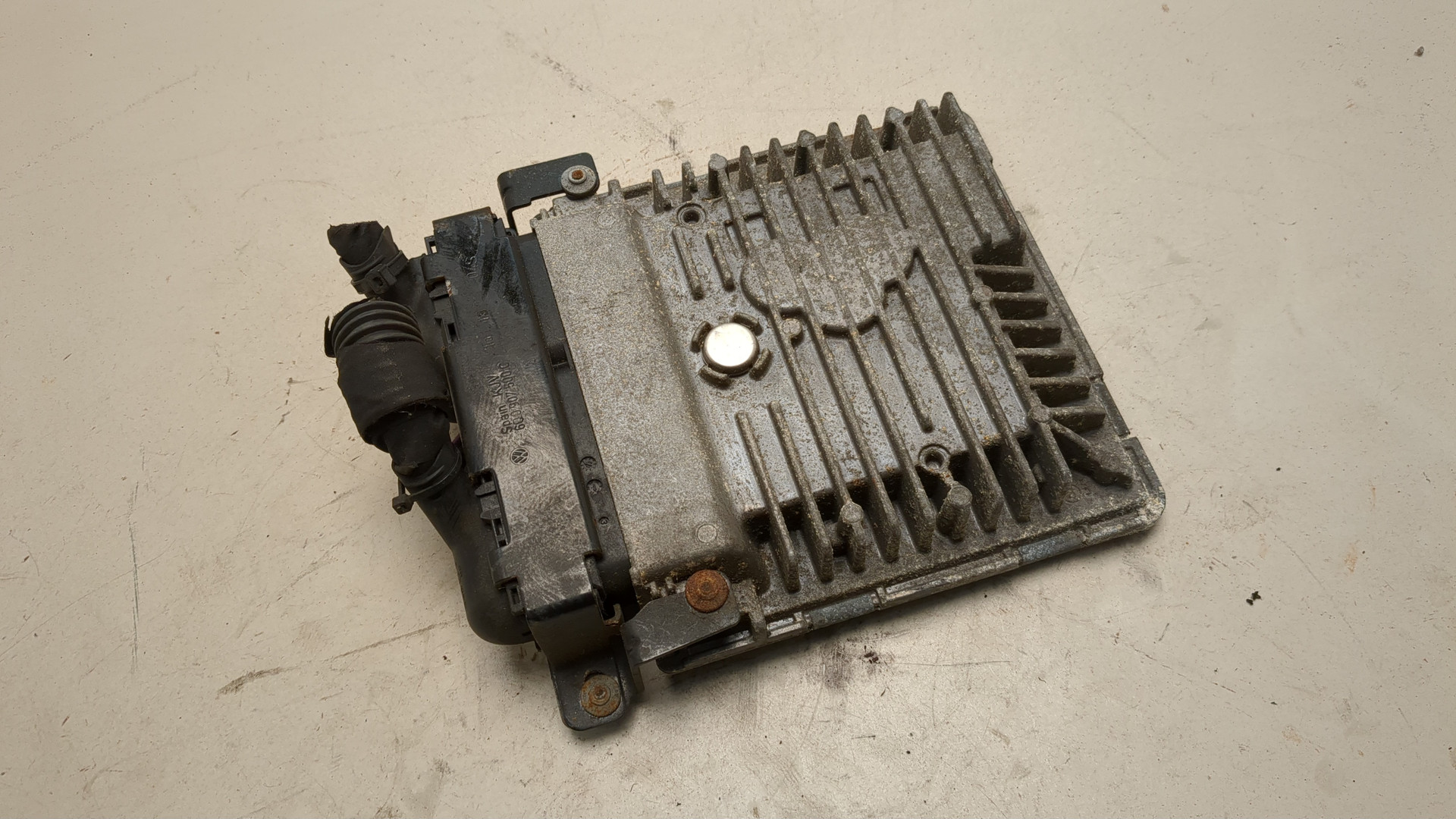 Блок управления двигателем