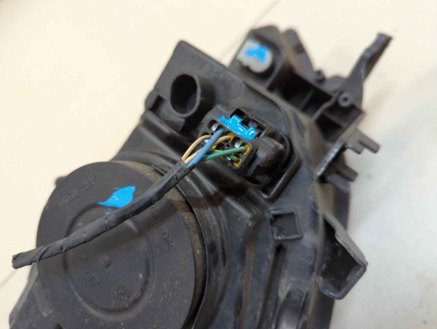 Фара правая