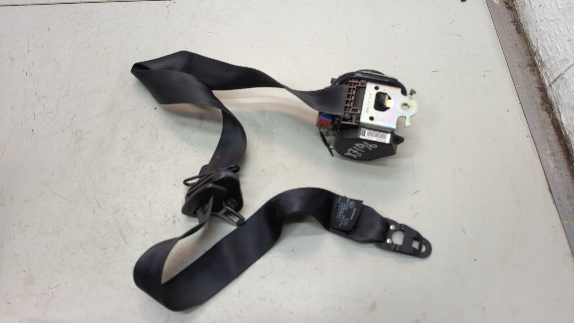 Ремень безопасности