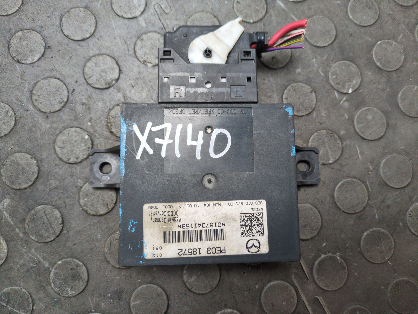 Преобразователь напряжения (адаптер)