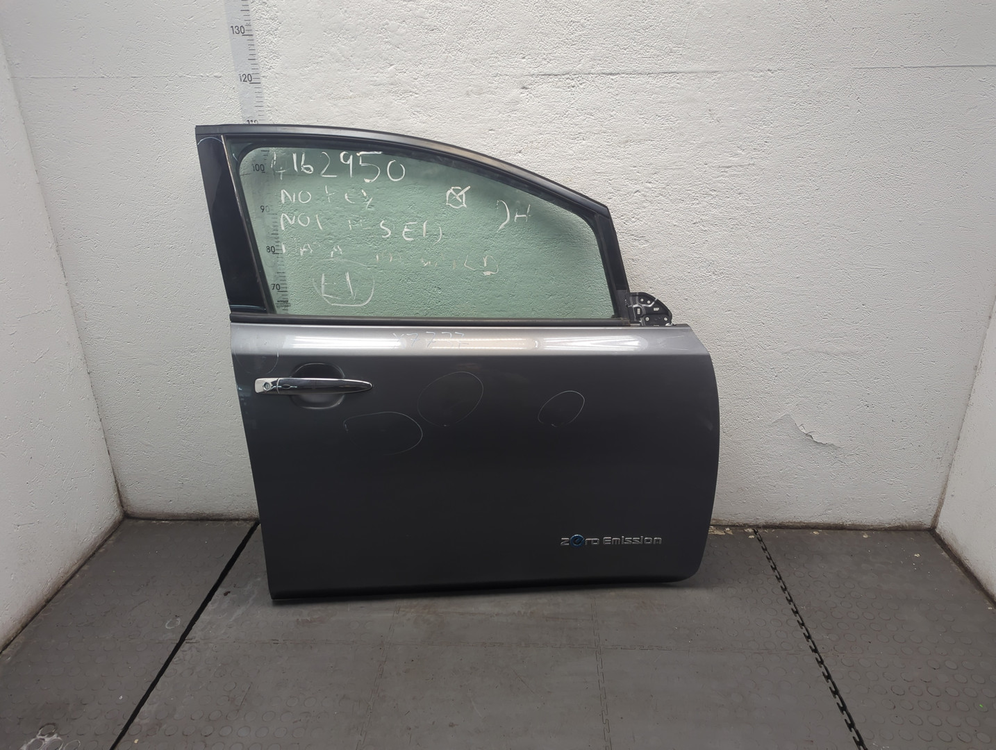 Дверь передняя правая