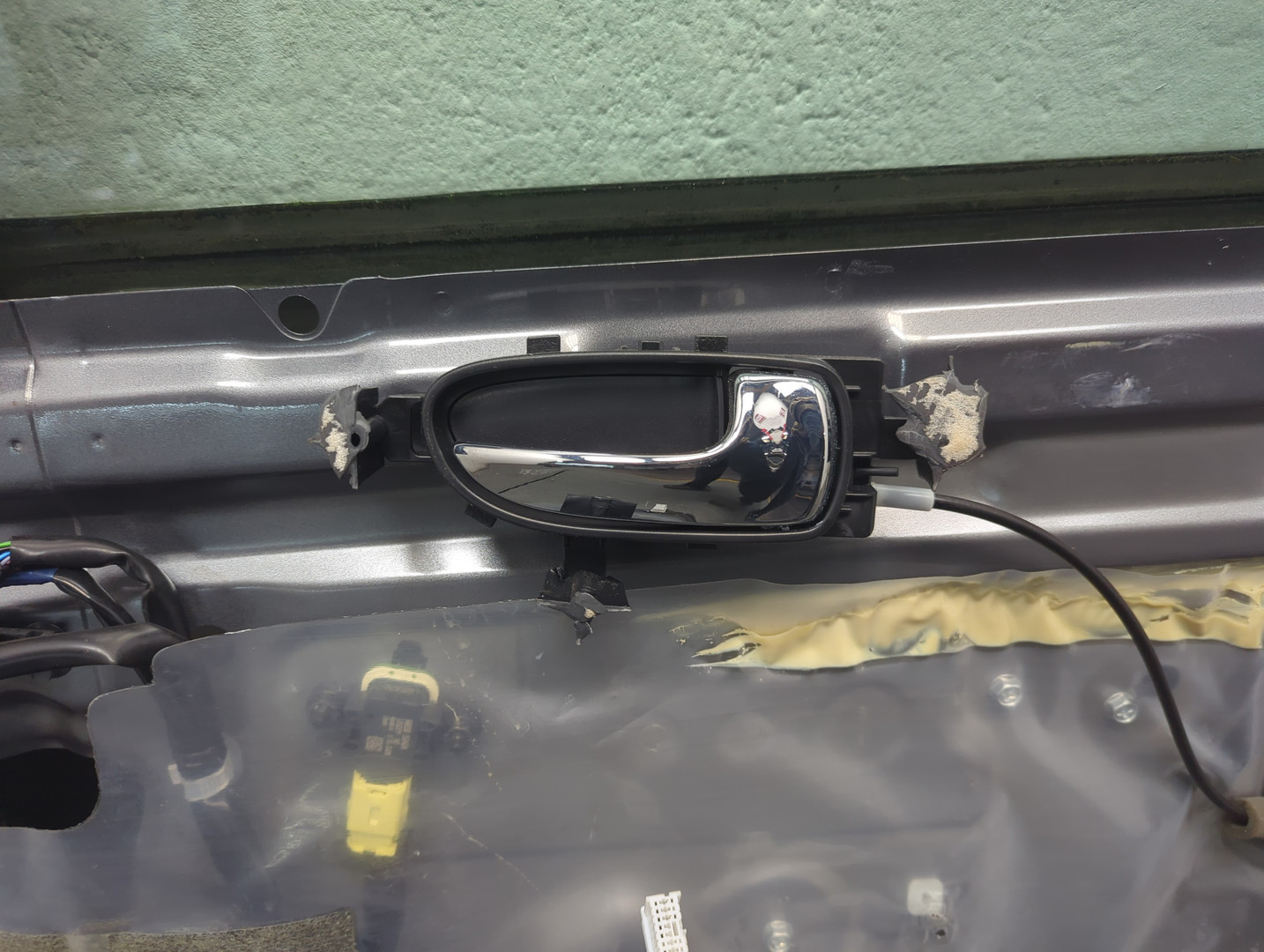 Дверь передняя правая