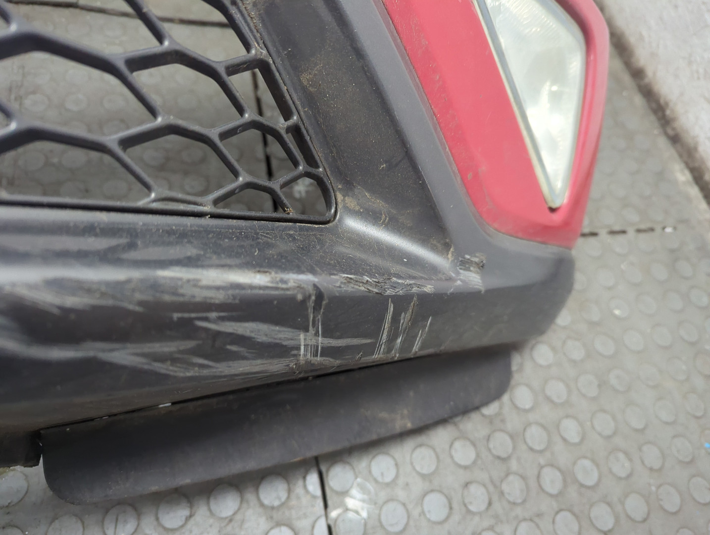 Бампер передний