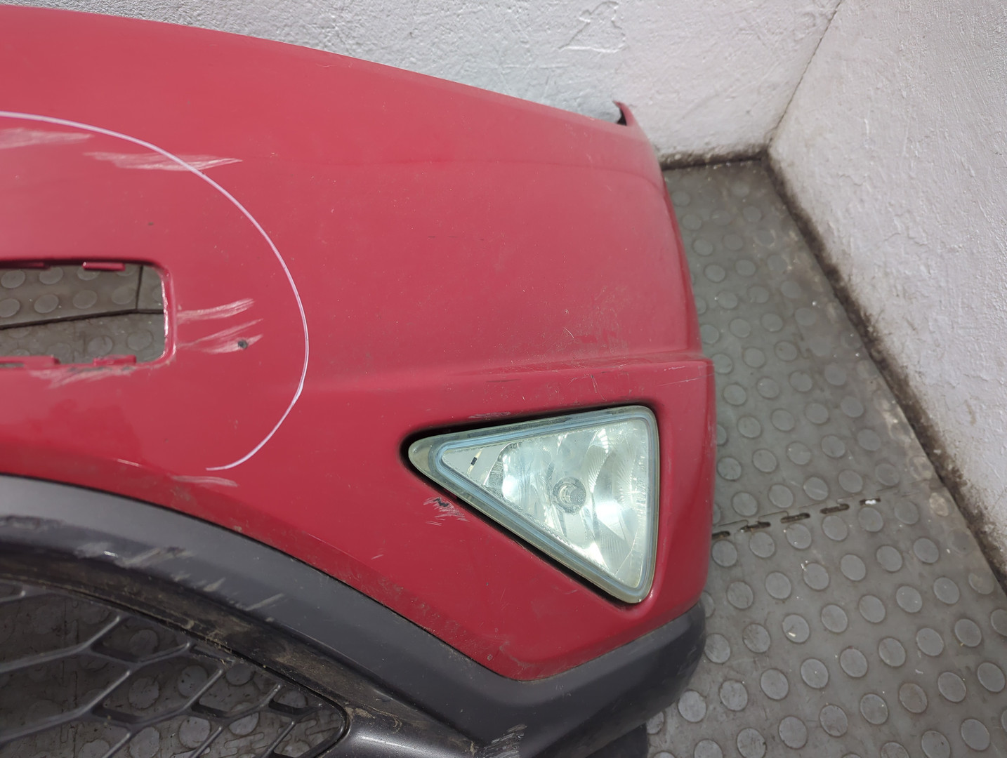 Бампер передний