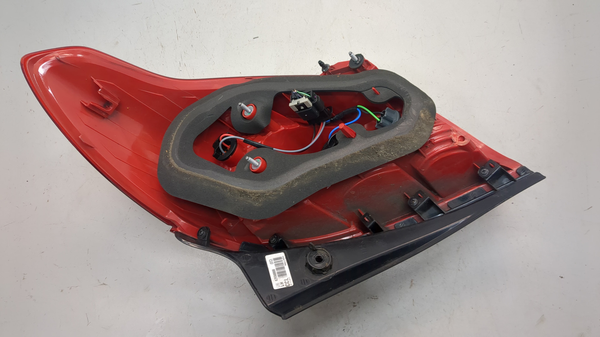 Фонарь задний левый