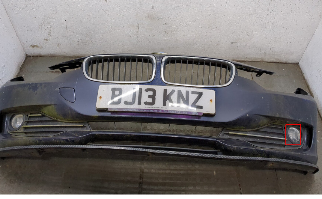 Фара противотуманная левая