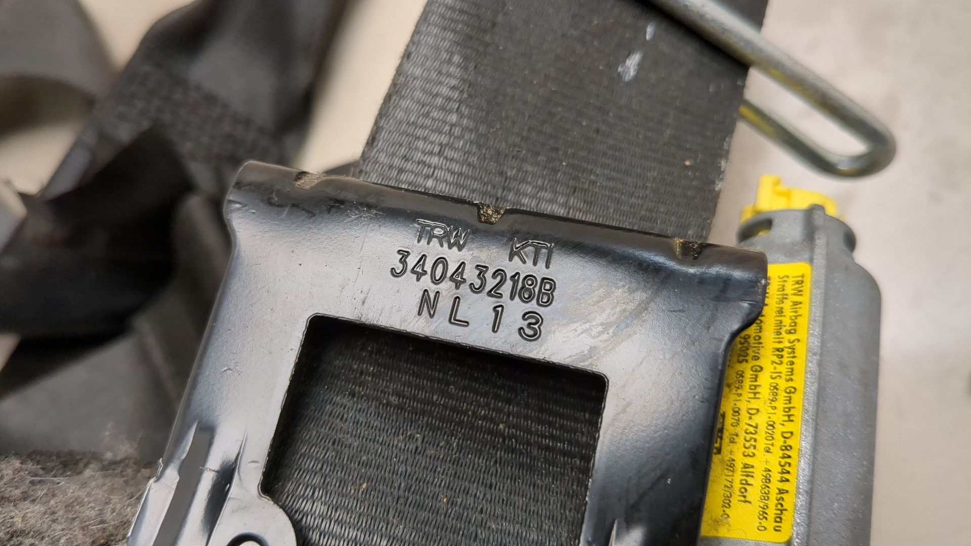 Ремень безопасности