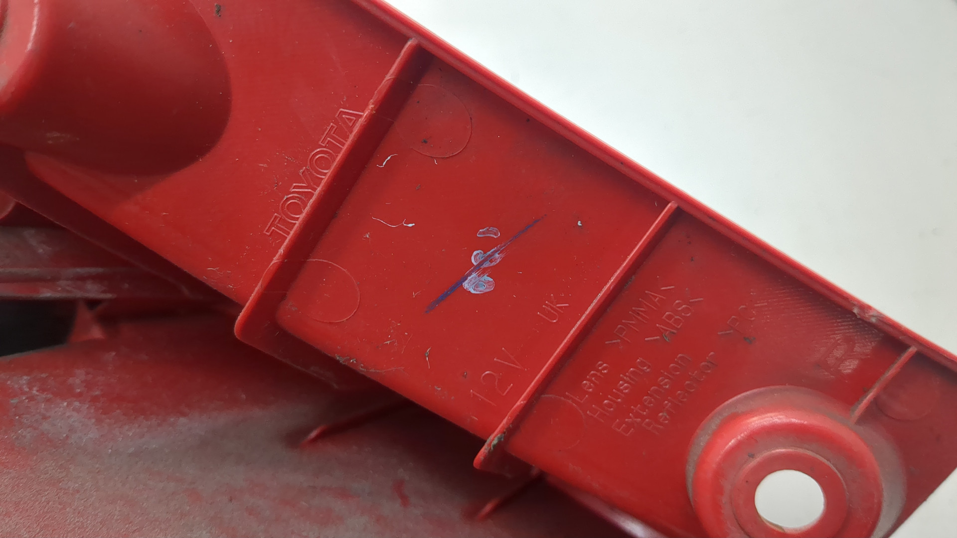 Фонарь задний правый