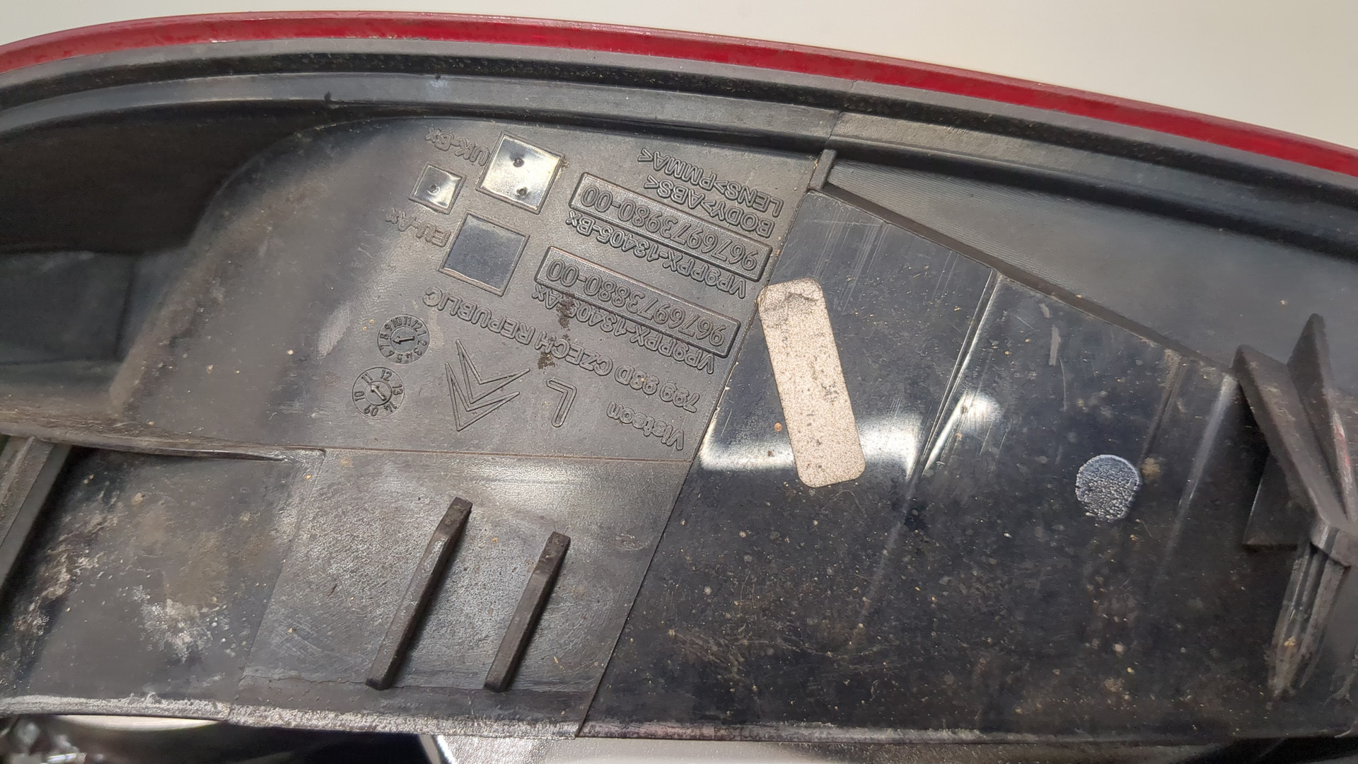 Фонарь задний левый