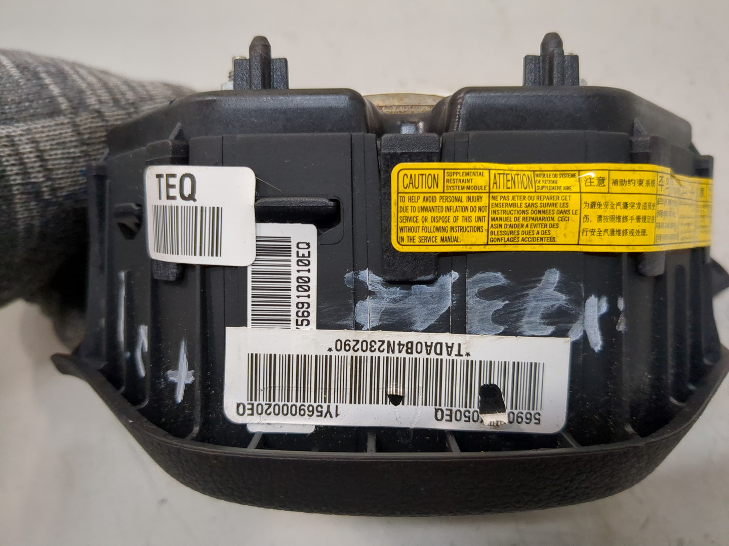 Подушка безопасности в рулевое колесо