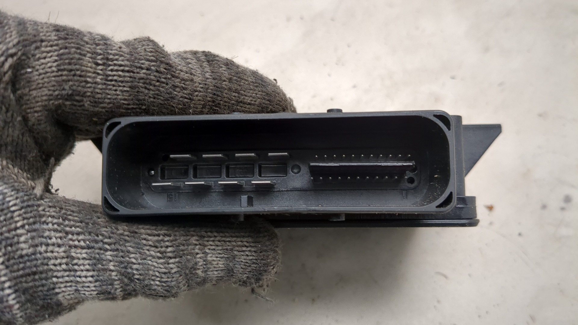 Блок управления парковочным тормозом