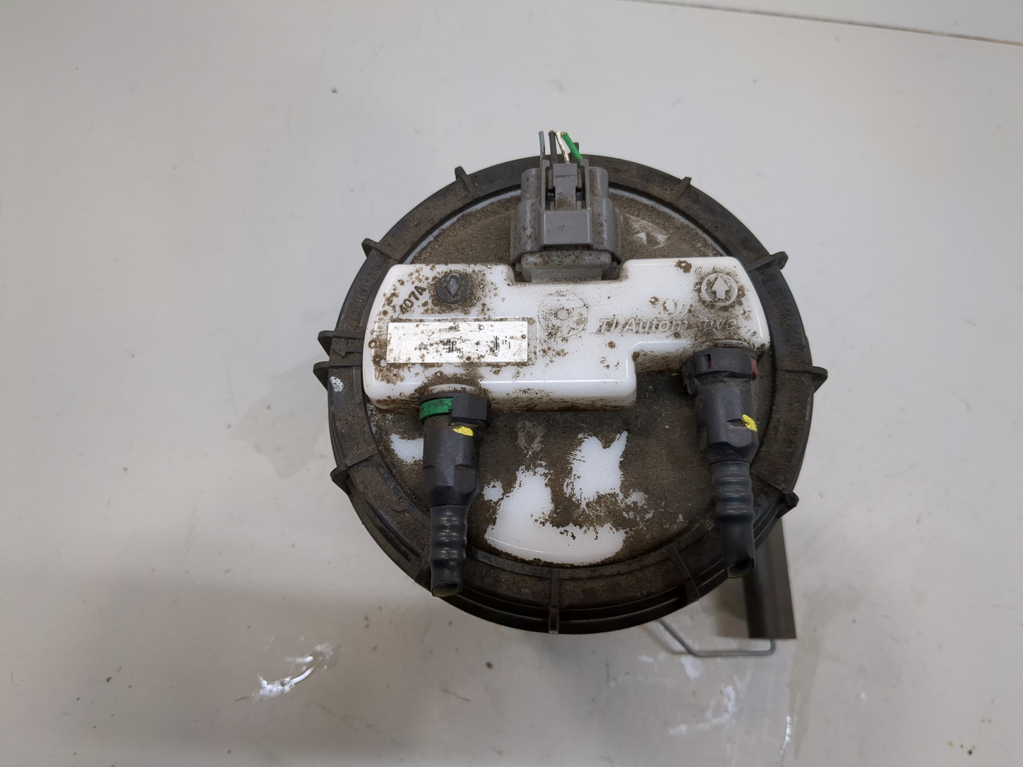 Насос топливный электрический