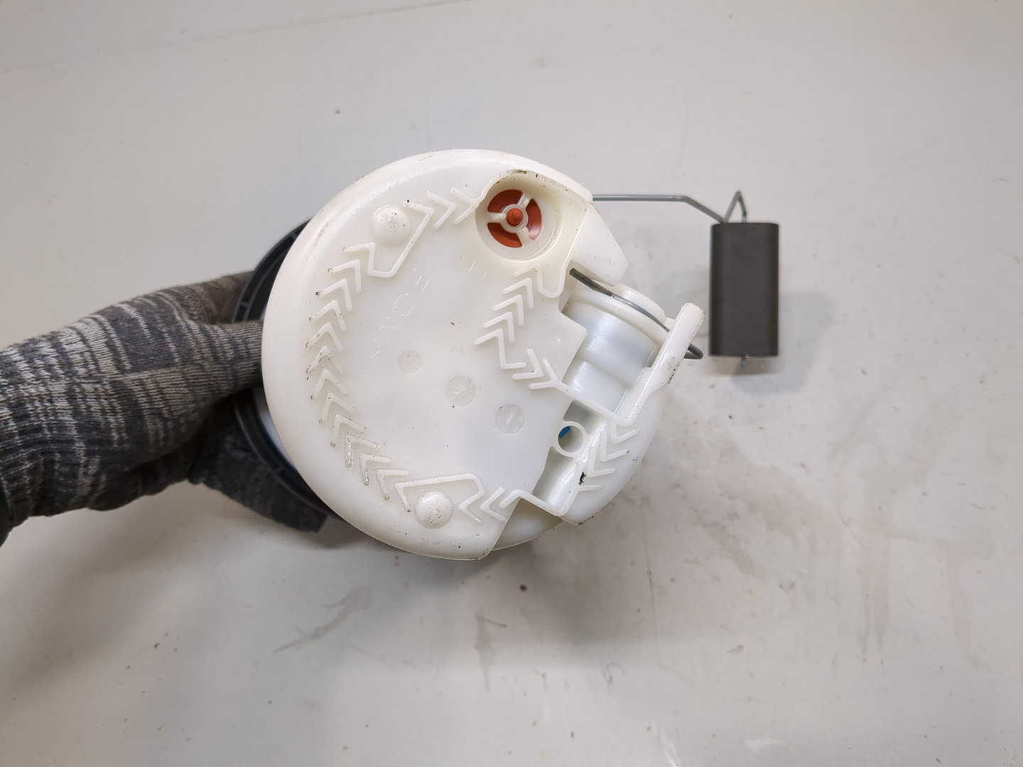 Насос топливный электрический