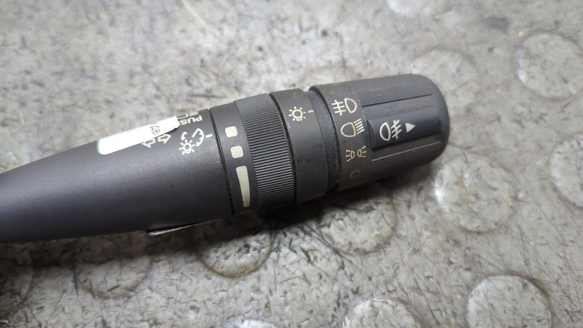 Переключатель поворотов подрулевой