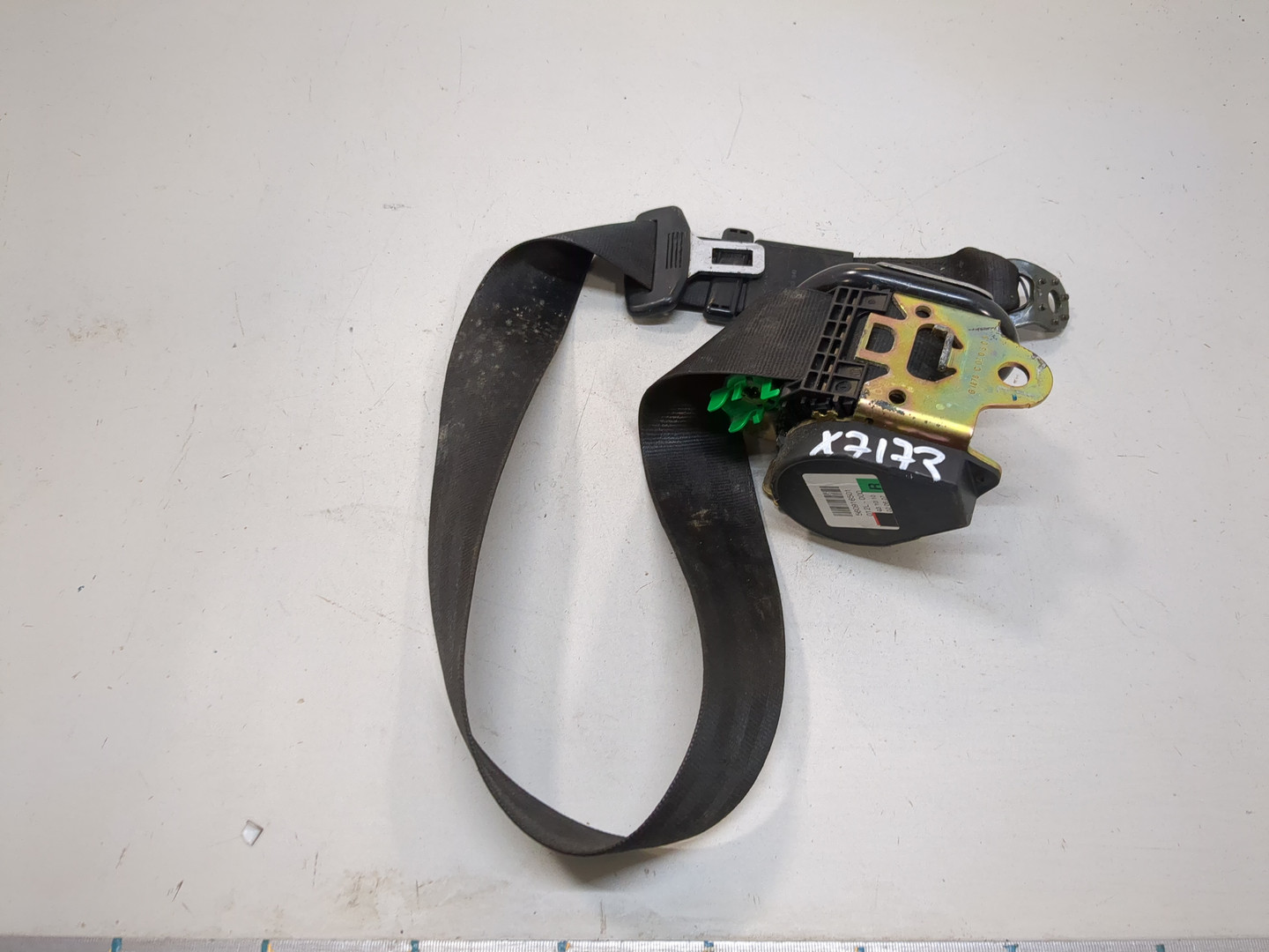 Ремень безопасности