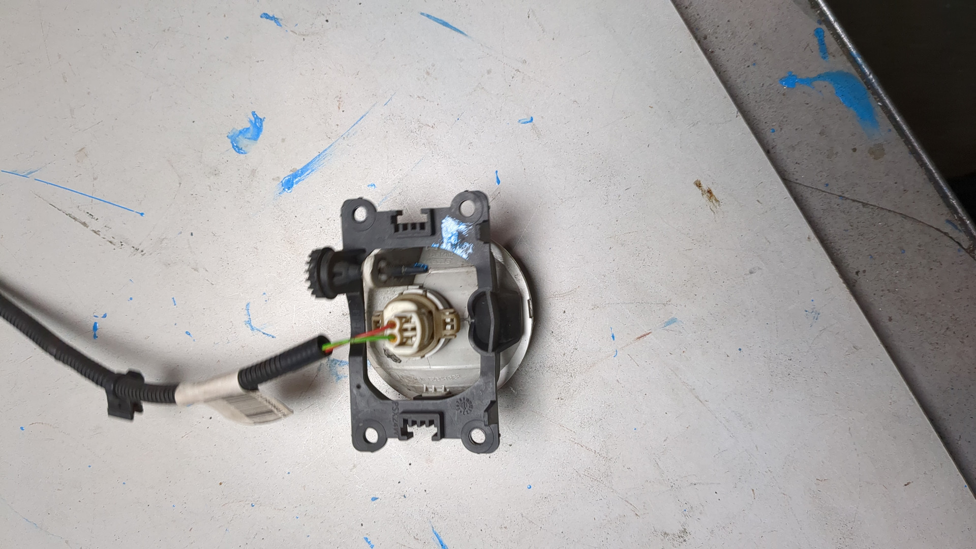 Фара противотуманная правая