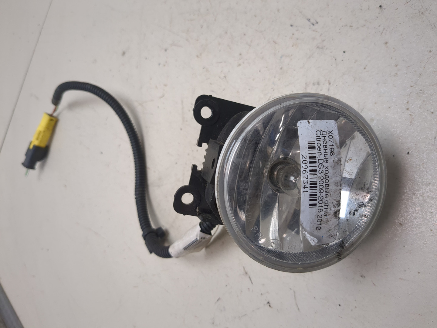 Фара противотуманная правая