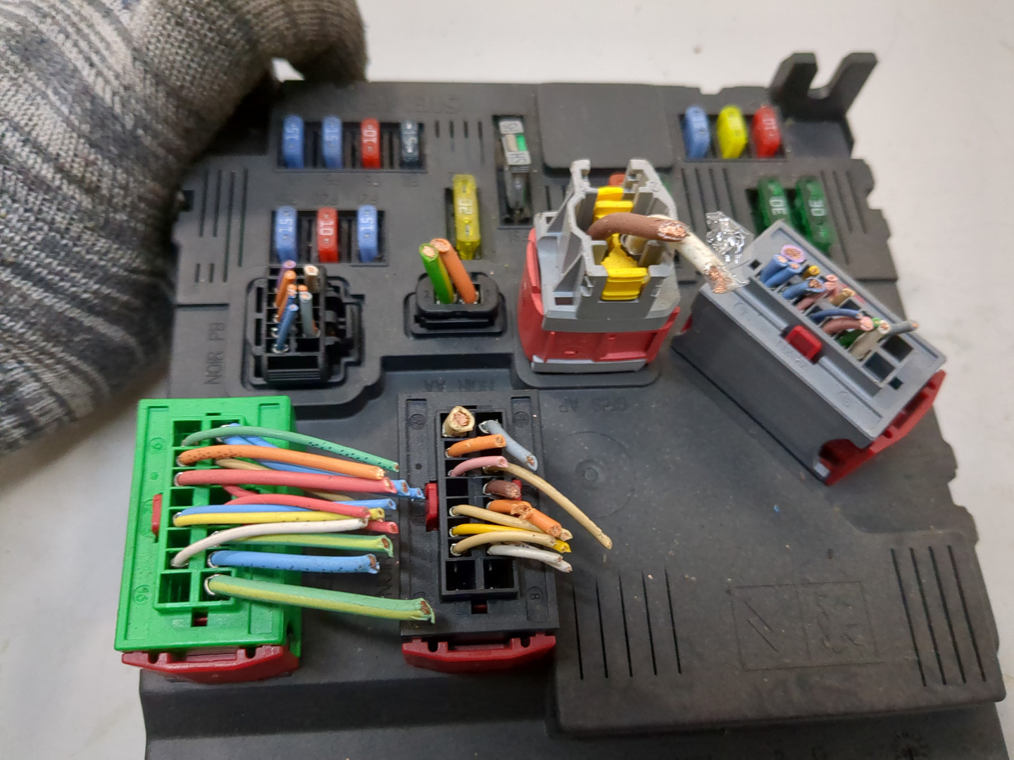 Блок предохранителей