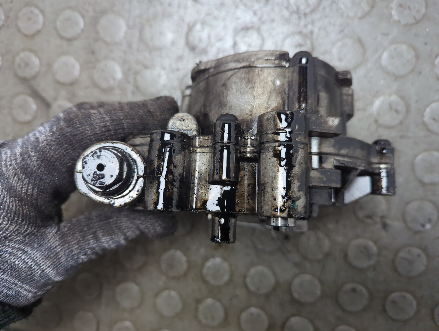 Насос масляный