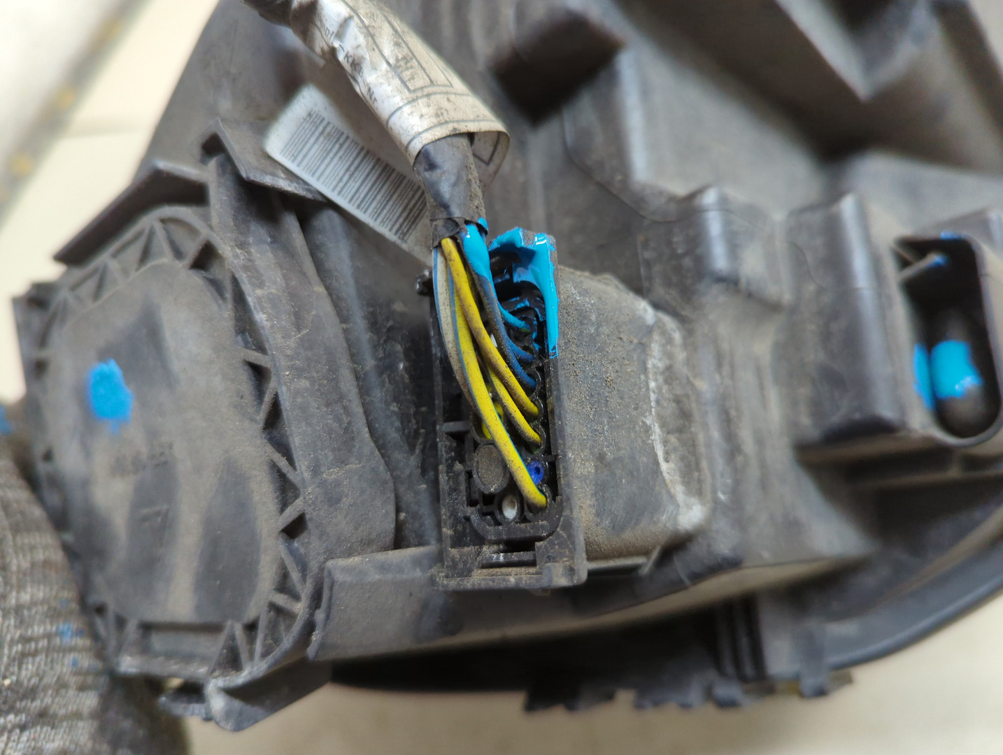 Фара правая