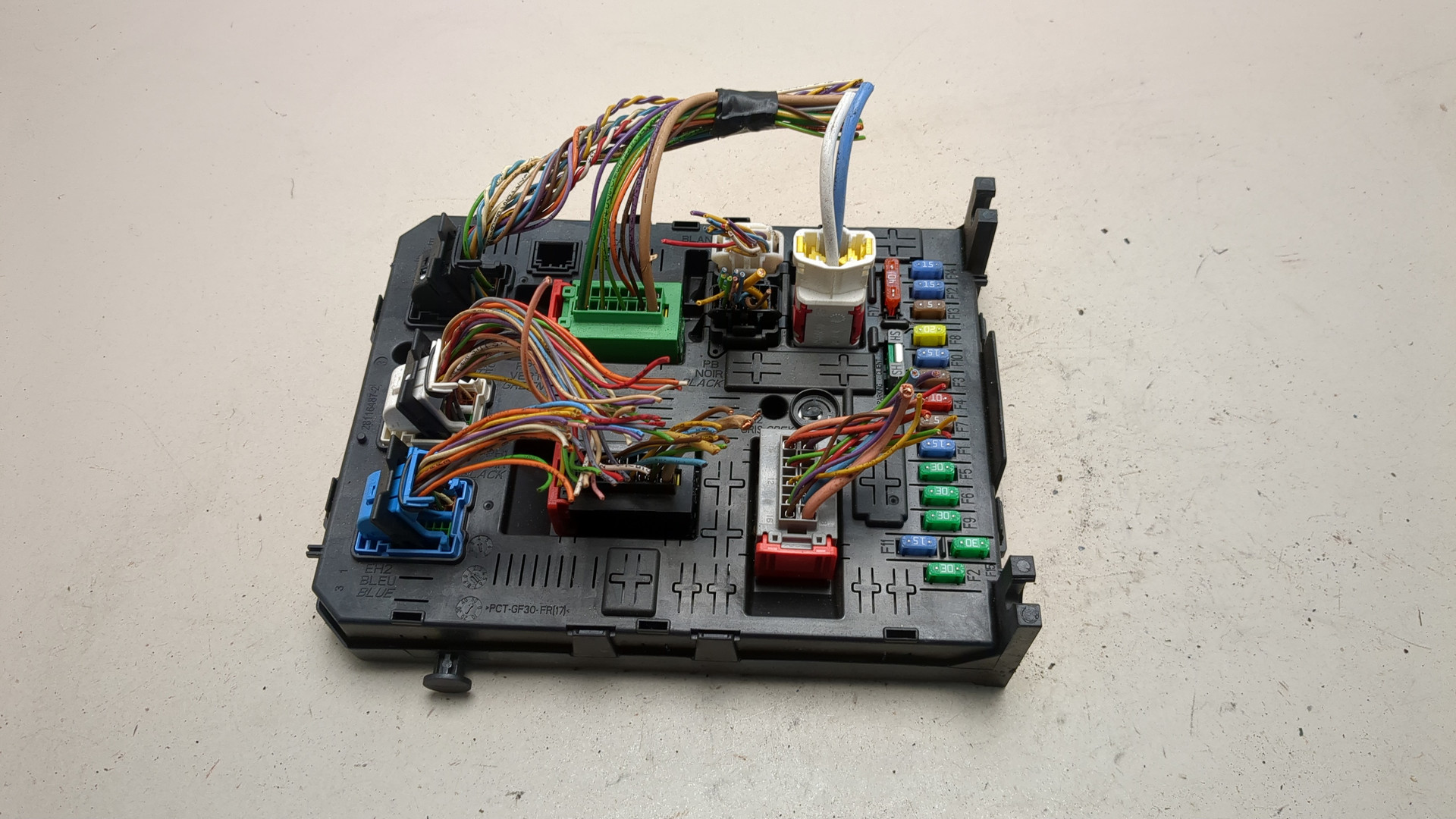 Блок предохранителей