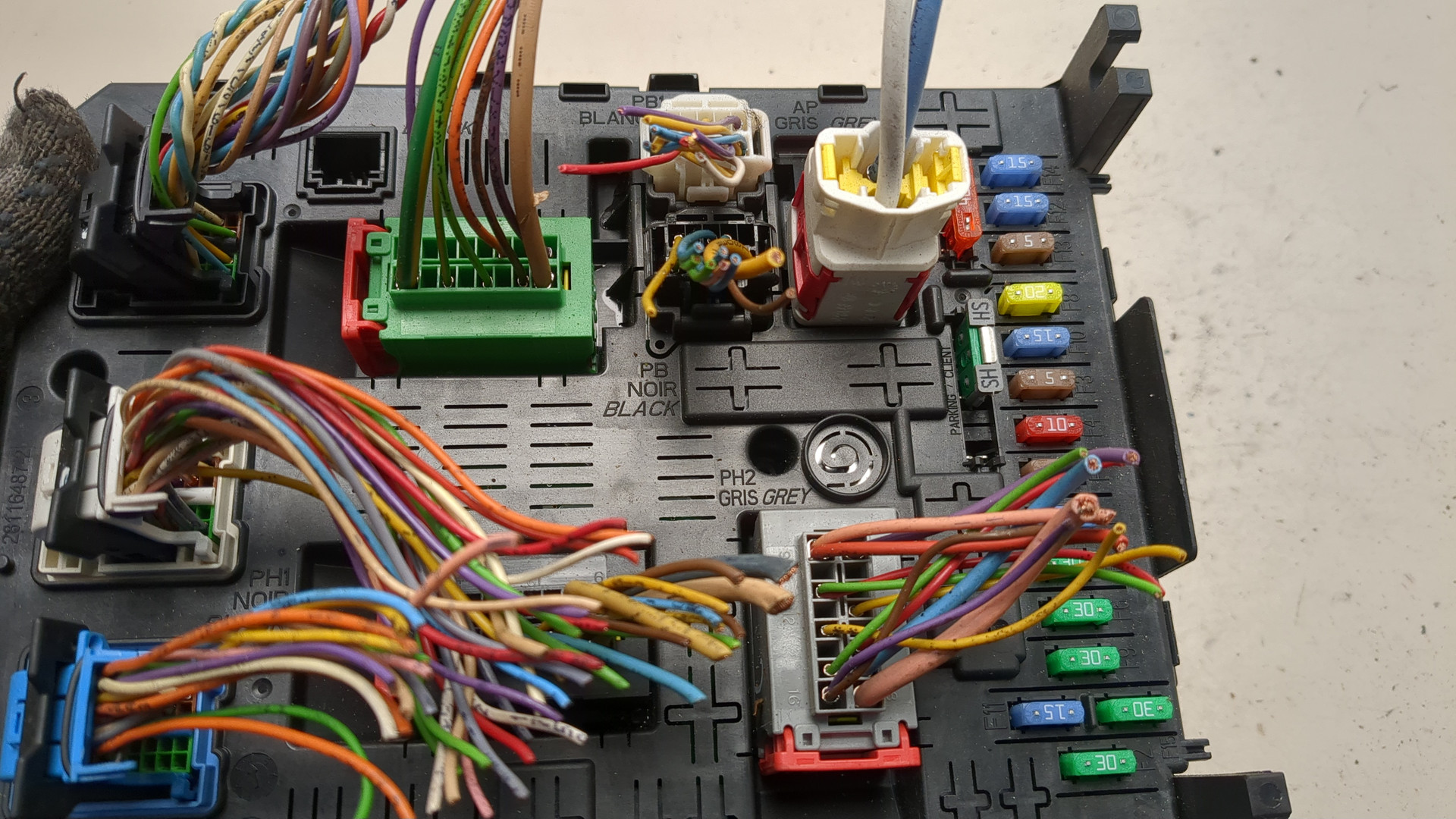 Блок предохранителей