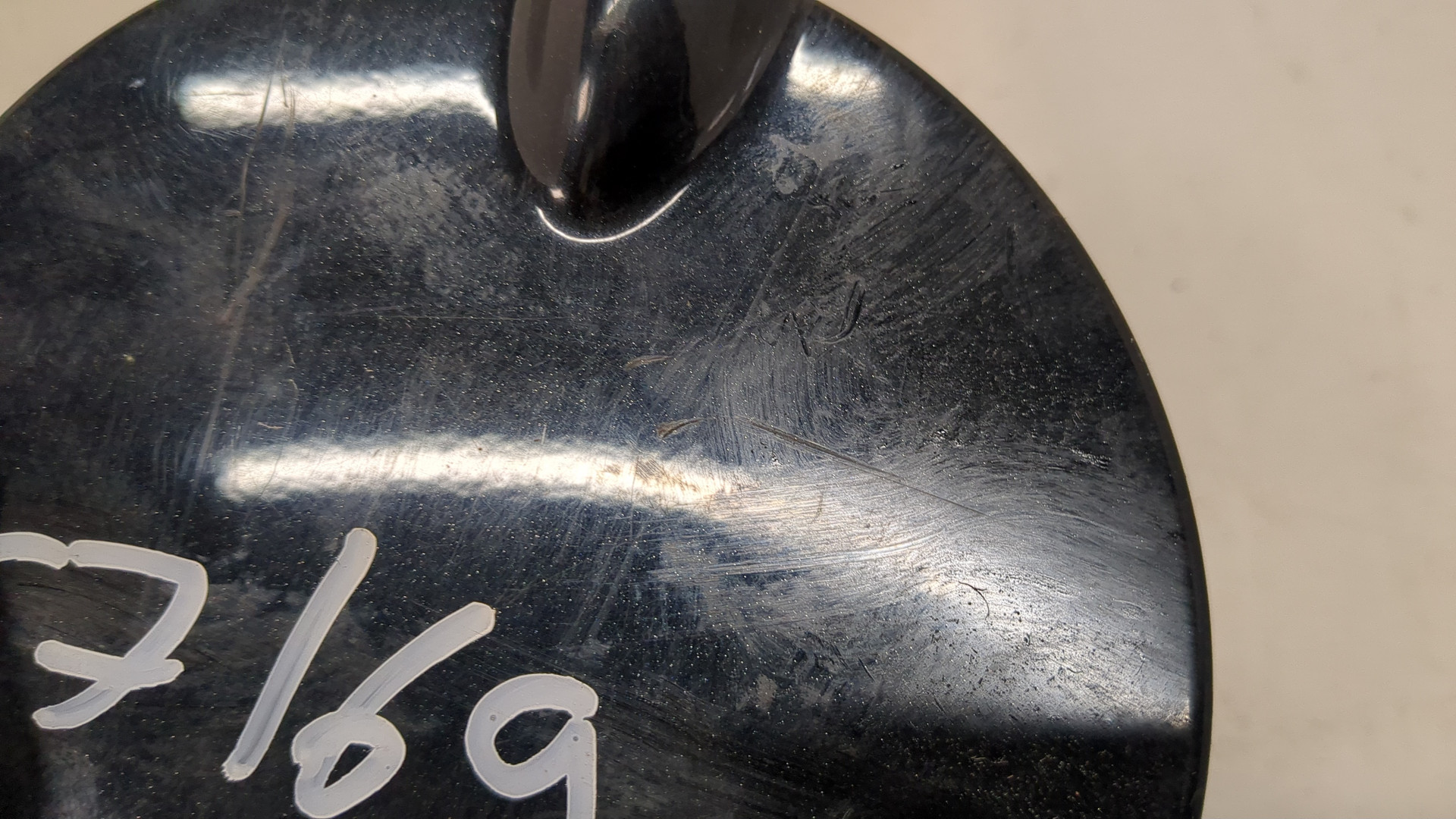 Лючок бензобака